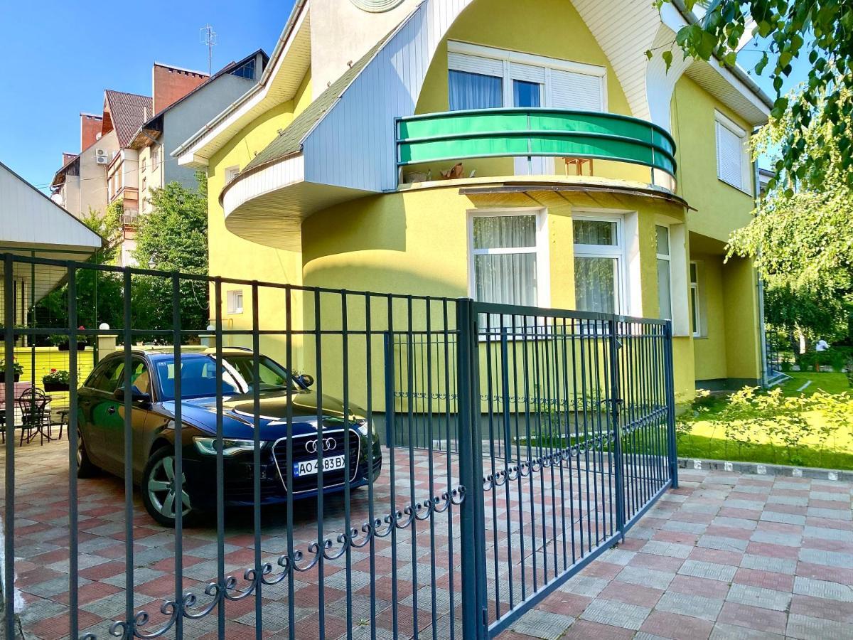 Ferienwohnung Авіа Uschhorod Exterior foto